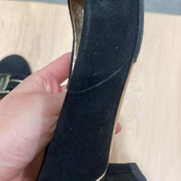 Salvatore Ferragamo Vara Bow pumps size 7.5 - Picture 7 of 7